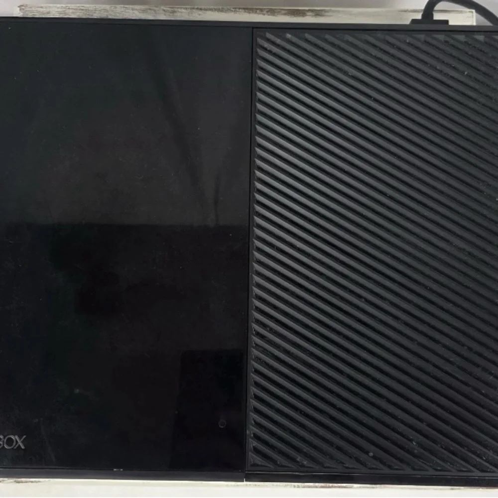 Xbox One Game System, Xbox Controller, Sceptre Monitor, Turtle Beach Headset